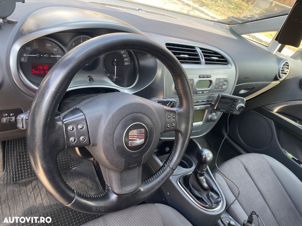 Seat Leon 1.9 TDI DPF Ecomotive Style - 12