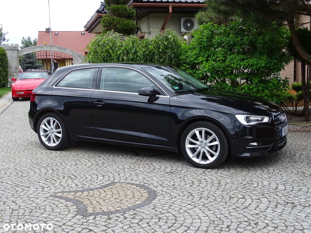 Audi A3 3-drzwiowe 1.4 TFSI S line Sportpaket - 4