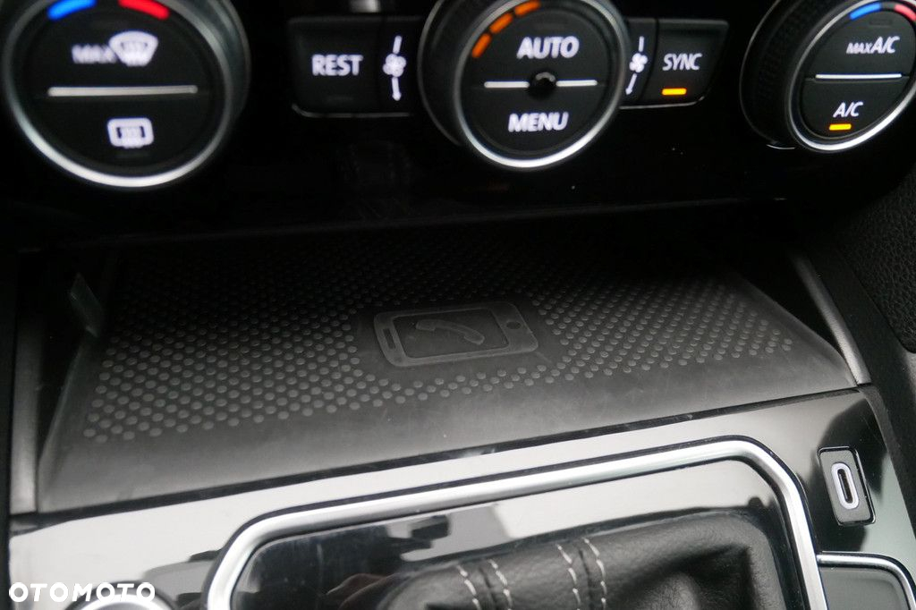 Volkswagen Arteon 2.0 TSI R-Line DSG - 30