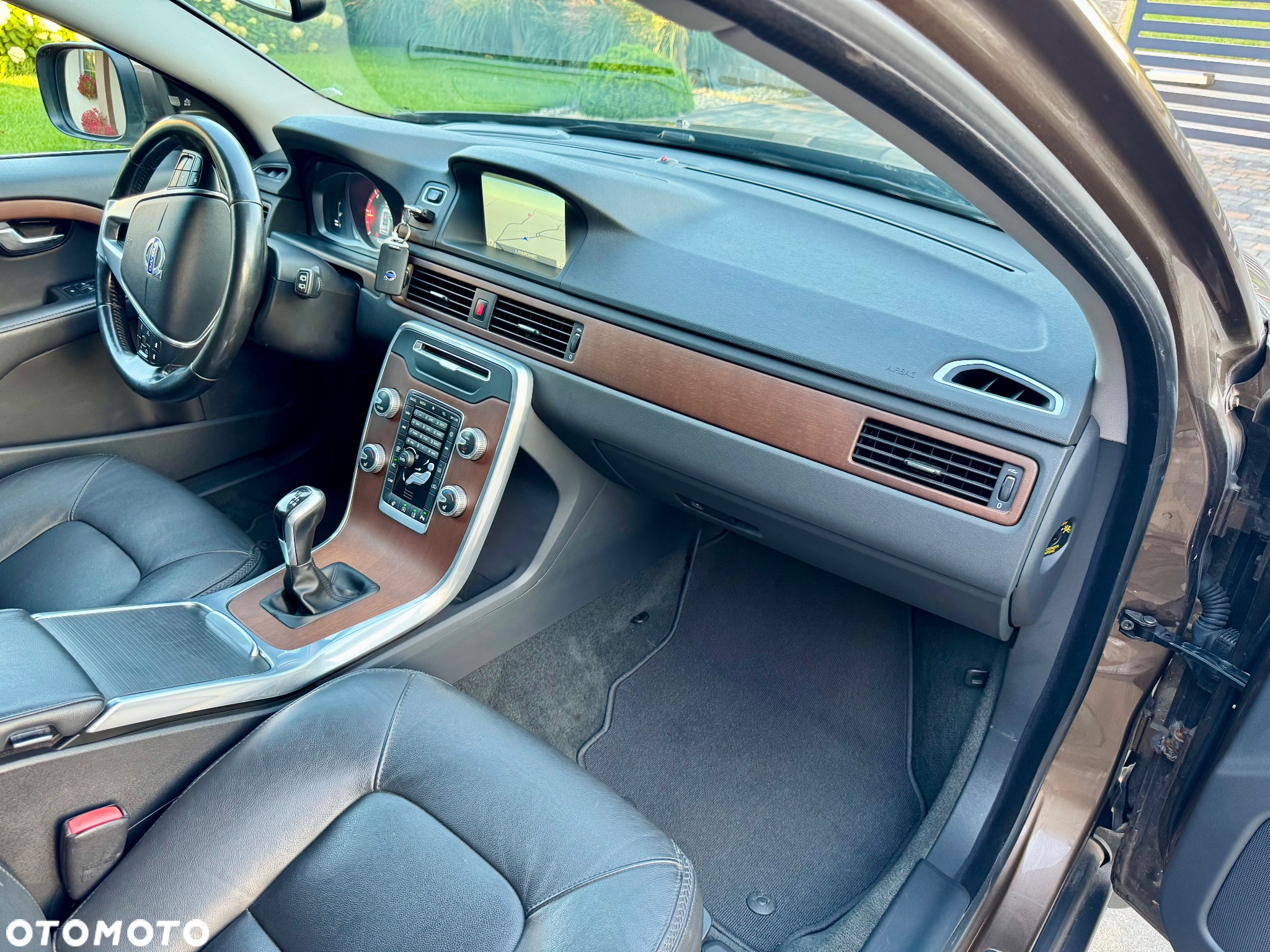 Volvo XC 70 D4 Momentum - 33