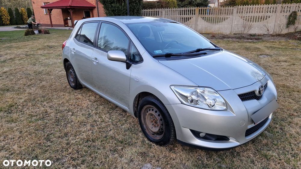 Toyota Auris 1.6 Sol - 7