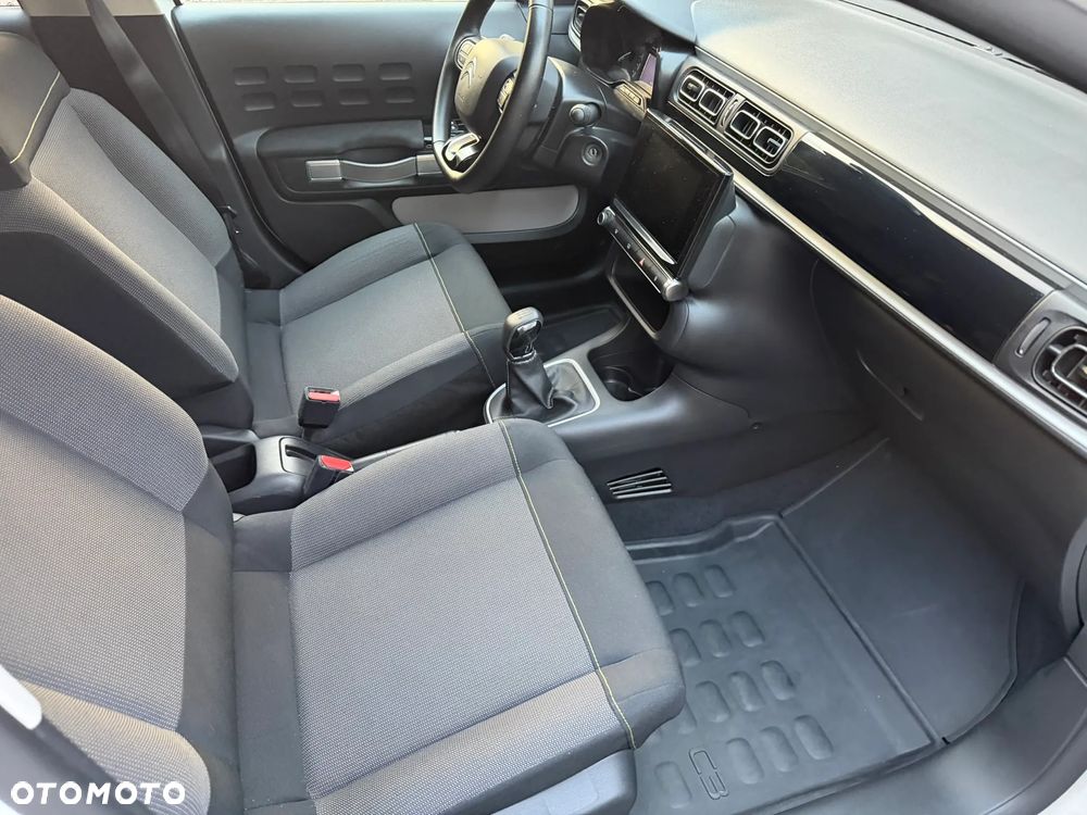 Citroën C3 1.2 PureTech Shine - 20