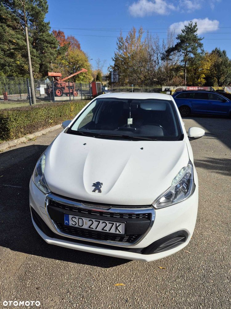 Peugeot 208 - 6