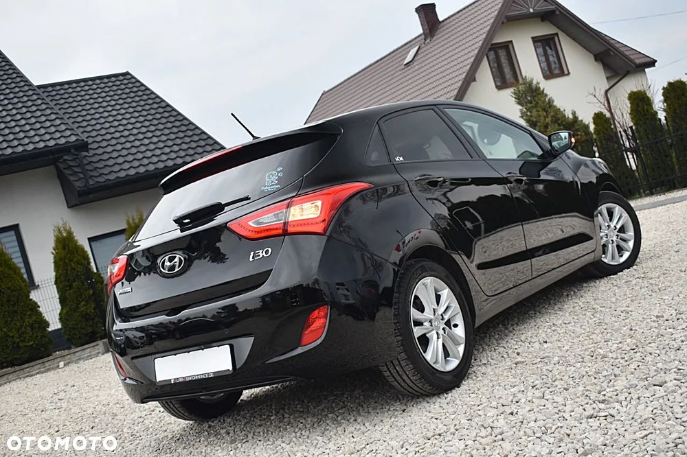 Hyundai i30 1.6 CRDI Trend - 33