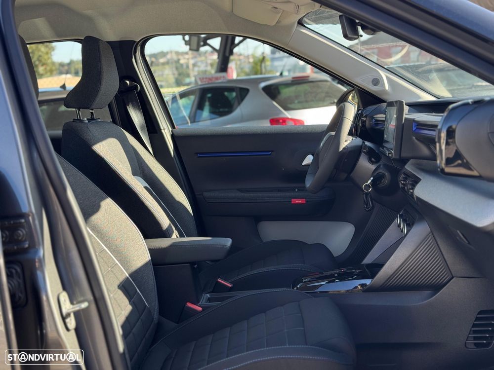 Citroën C3 1.2 Hybrid Plus e-DSC6 - 10