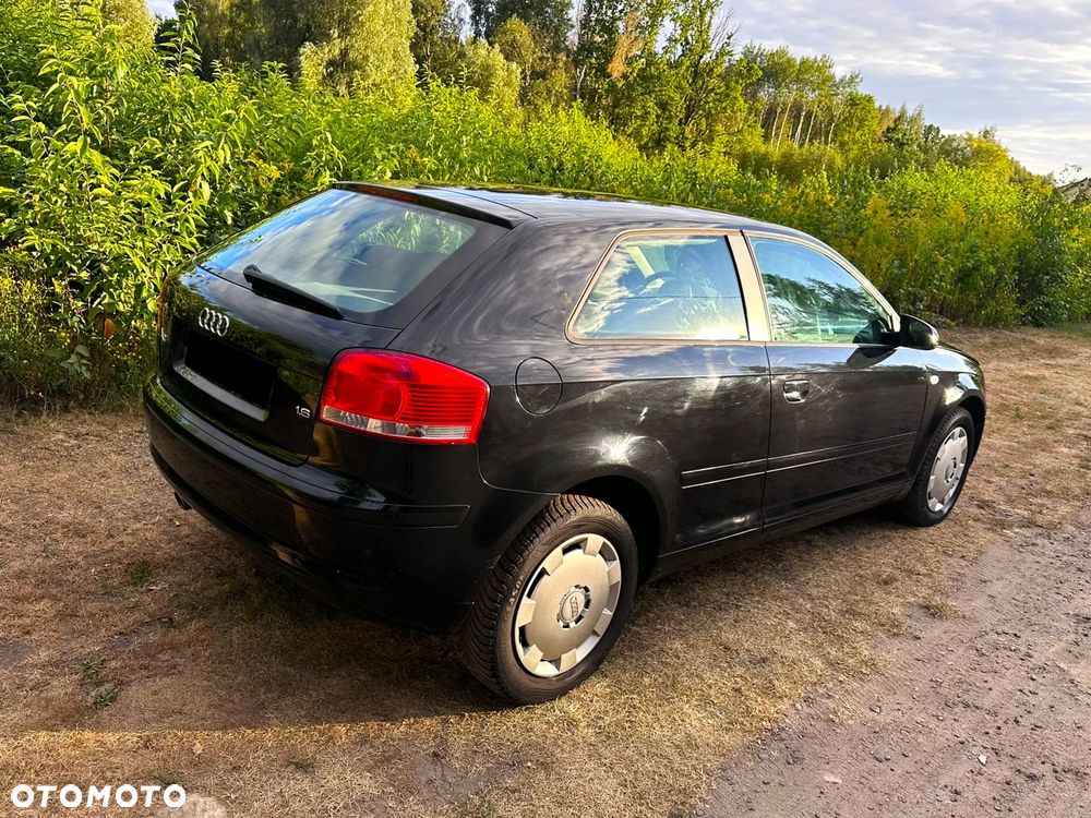 Audi A3 1.6 Ambiente - 8