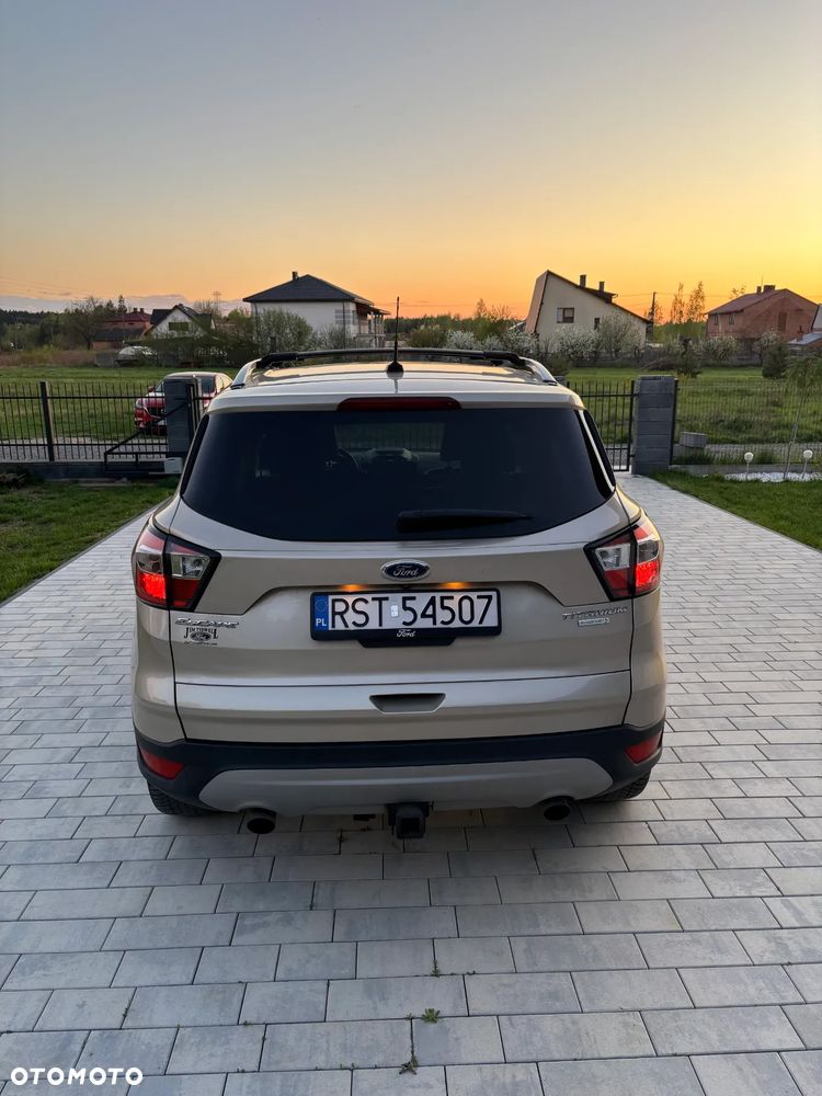 Ford Escape 2.0 EcoBoost AWD Titanium - 6