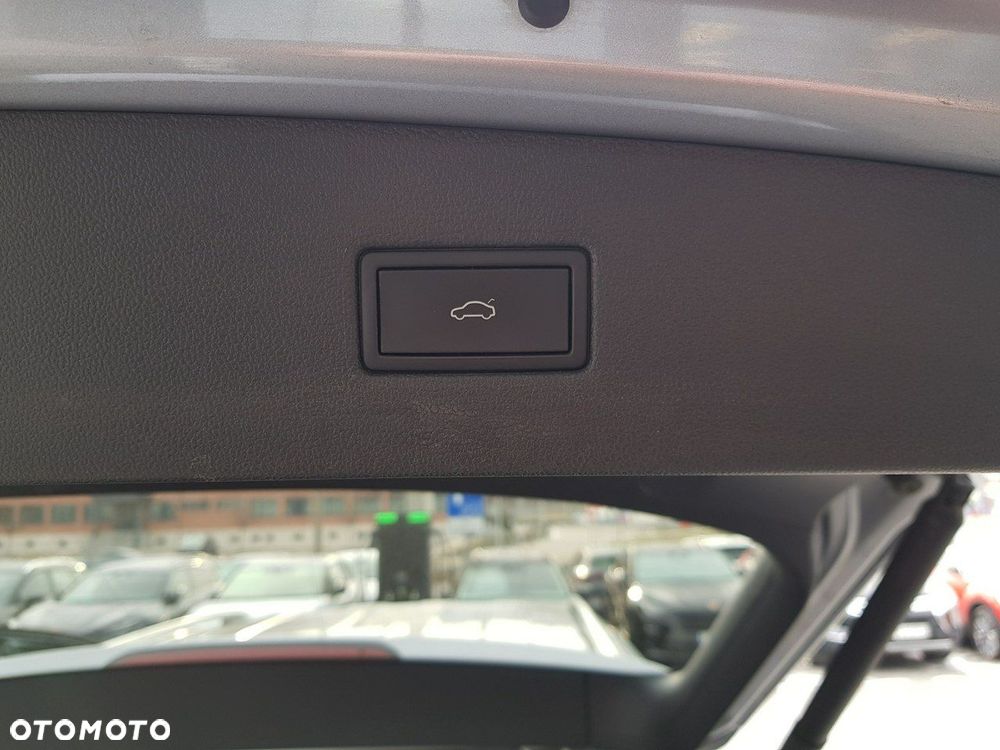 Volkswagen Tiguan Allspace 2.0 TDI Elegance DSG - 30