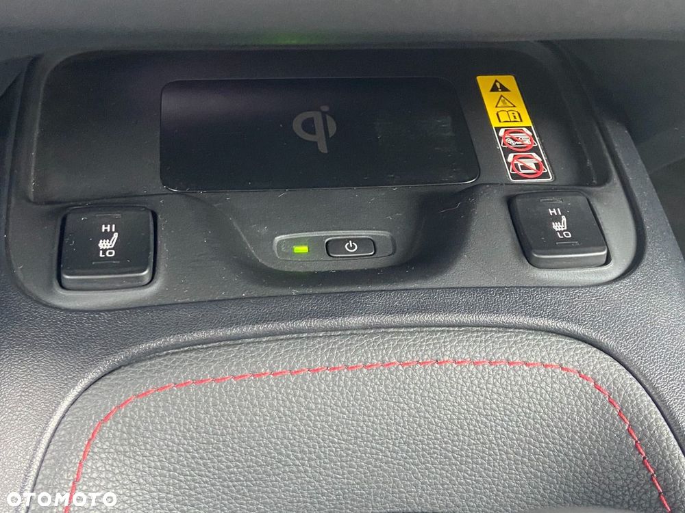 Toyota Corolla 2.0 Hybrid GR Sport Dynamic - 21