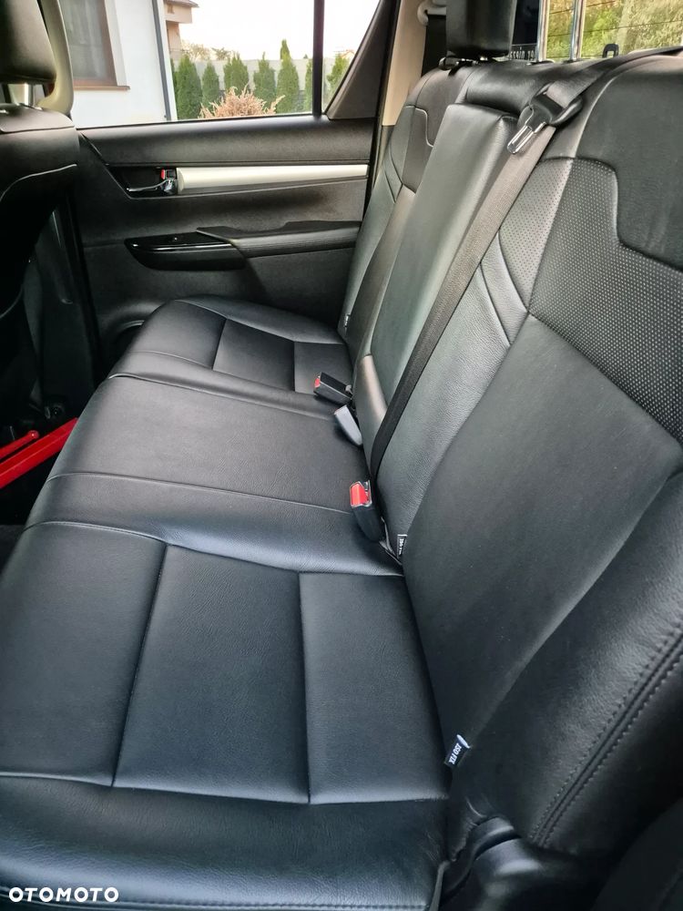Toyota Hilux 2.4 D-4D Double Cab Selection 4x4 - 19