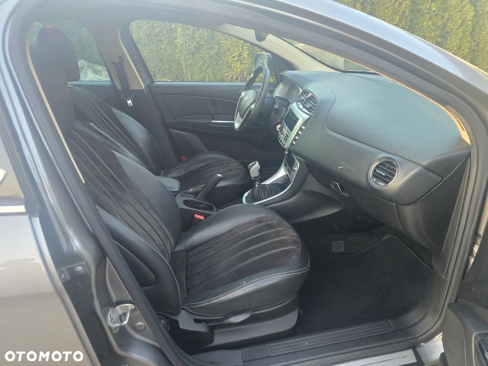 Lancia Delta 1.4 TurboJet 16v Silver - 7