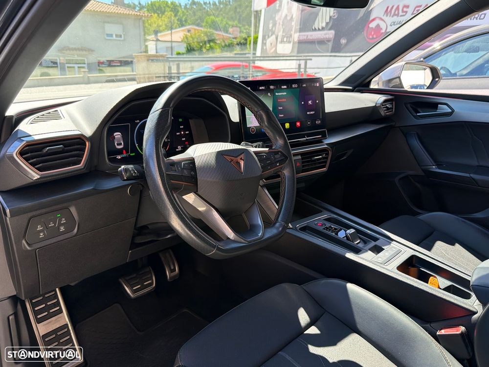 CUPRA Leon ST 1.4 e-Hybrid MID DSG — fotografia 6