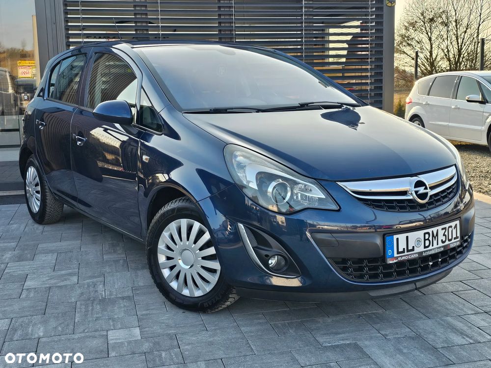 Opel Corsa 1.4 16V Cosmo - 18