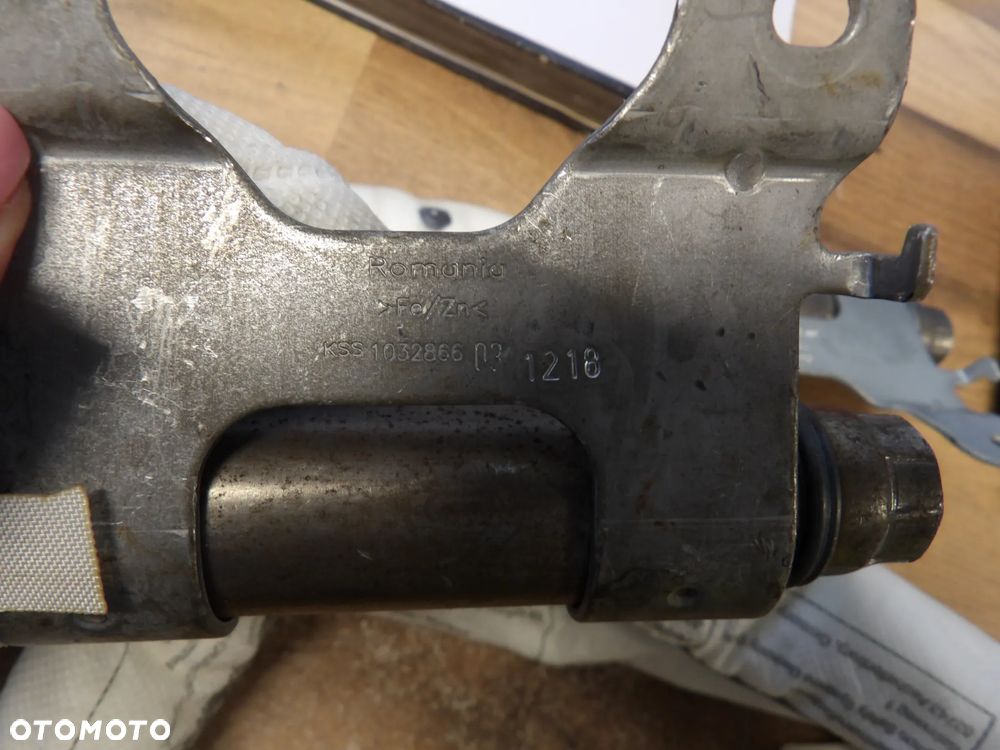 BMW - G11,G12 - KURTYNA BOCZNA - PRAWA/LEWA - CENA ZA 1 SZT - ORYGINAŁ - 2