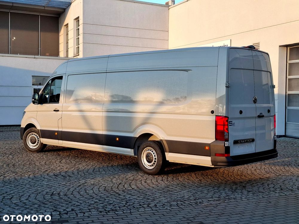 Volkswagen Crafter - 2
