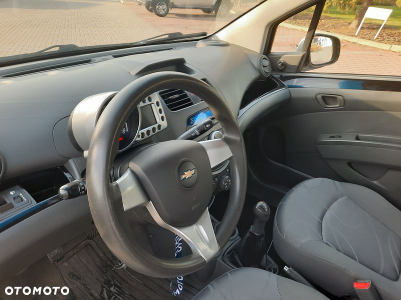 Chevrolet Spark - 14