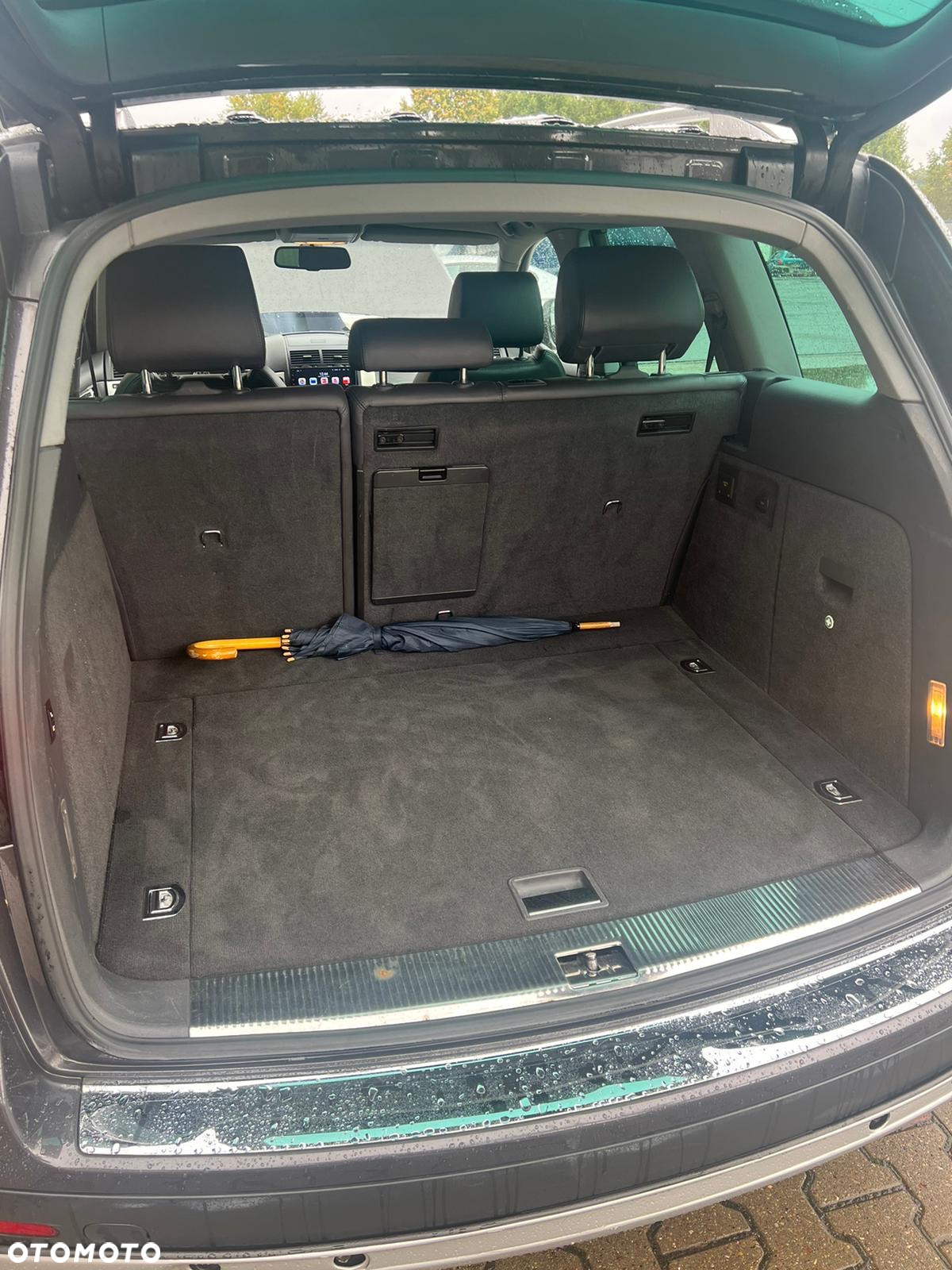 Volkswagen Touareg - 9