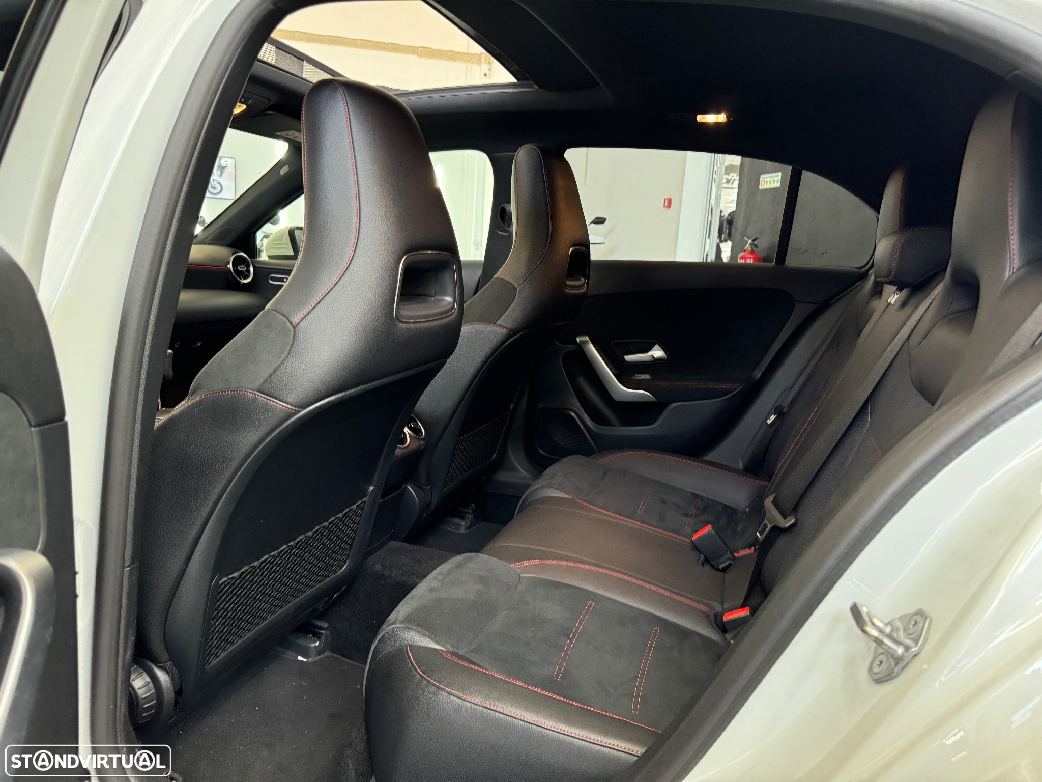 Mercedes-Benz A 180 d 7G-DCT AMG Line - 7