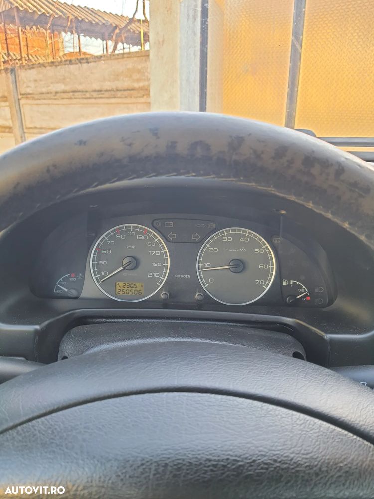 Citroën Xsara 1.6 16V Exclusive - 6