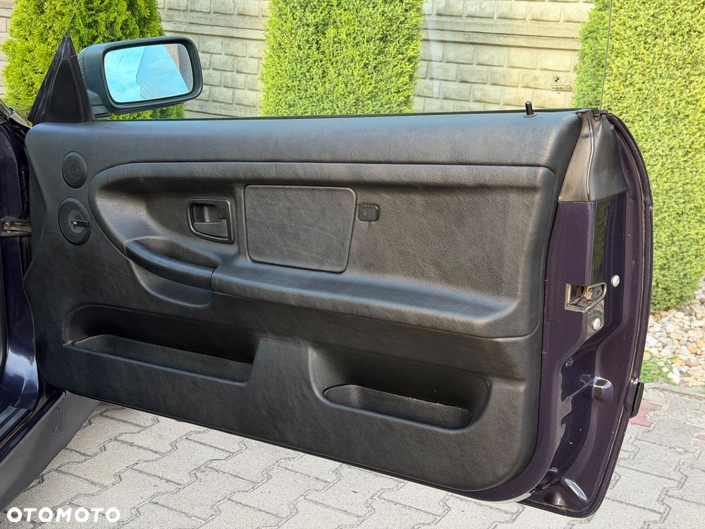 BMW Seria 3 316i - 21