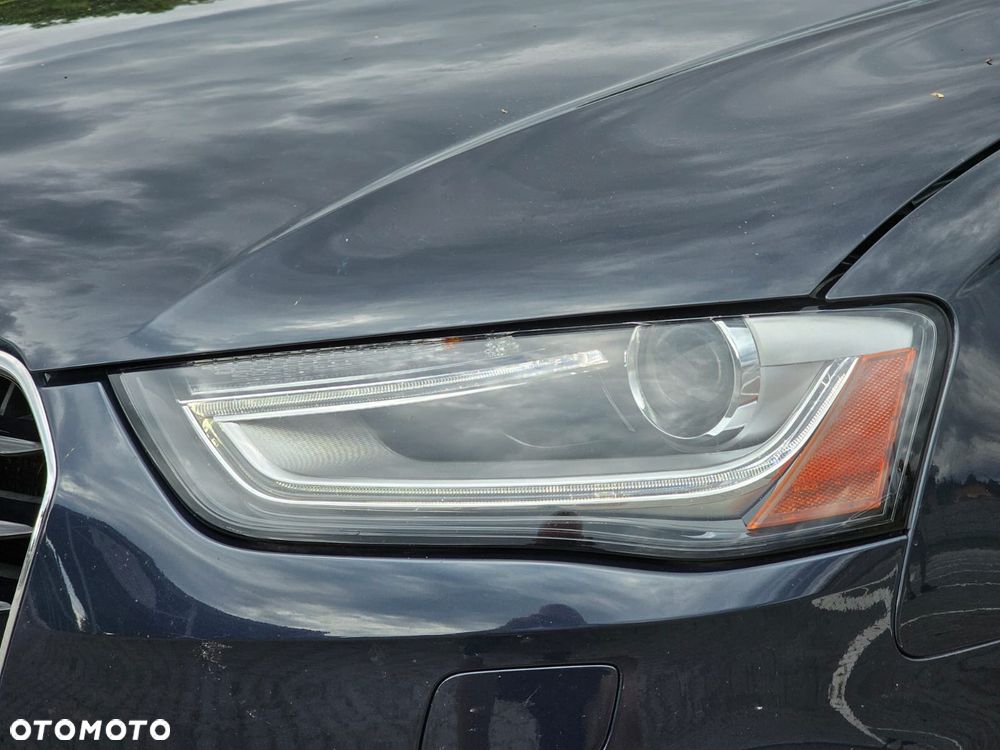 Audi A4 Limousine - 16