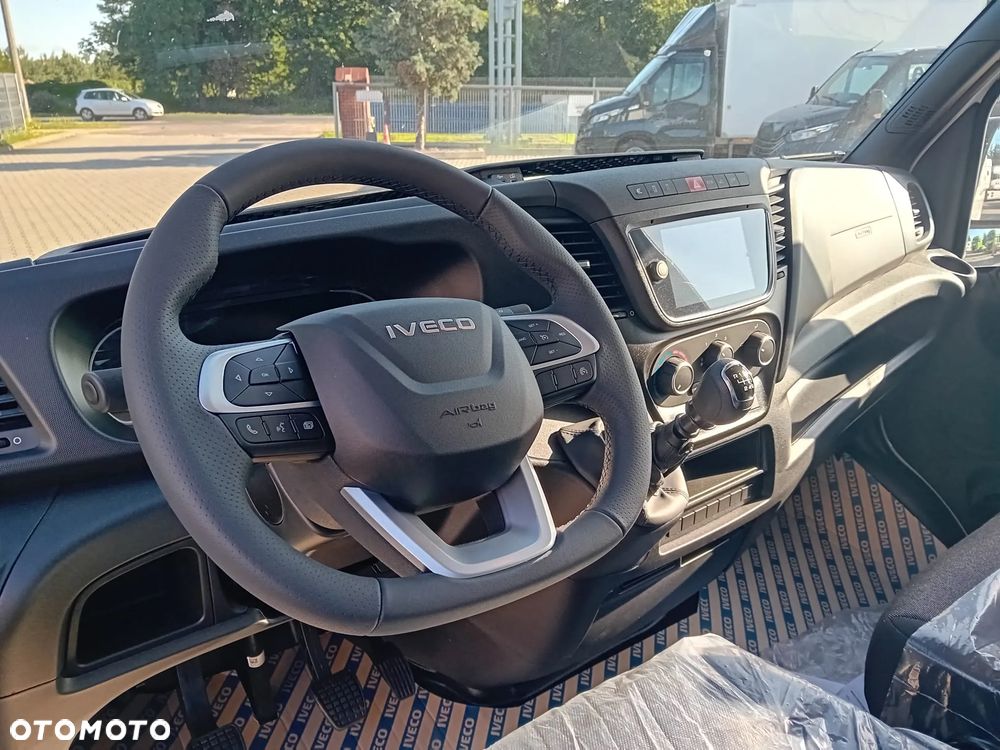 Iveco DAILY 35S18HV L4H2 3.0 180KM Brygadówka - 7