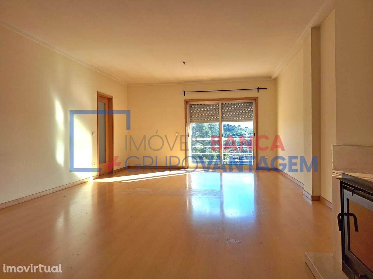 APARTAMENTO T3 COM DUAS GARAGENS- ERMESINDE - Grande imagem: 3/22