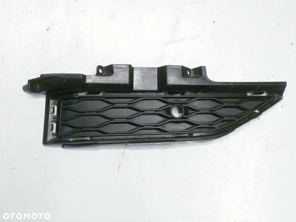 HYUNDAI KONA KRATKA ZDERZAKA PRAWA