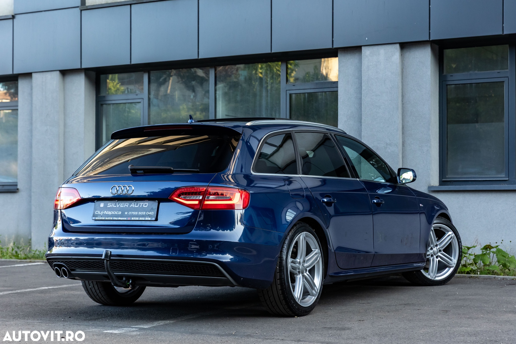 Audi A4 Avant 2.0 TDI DPF clean diesel multitronic S line Sportpaket - 25