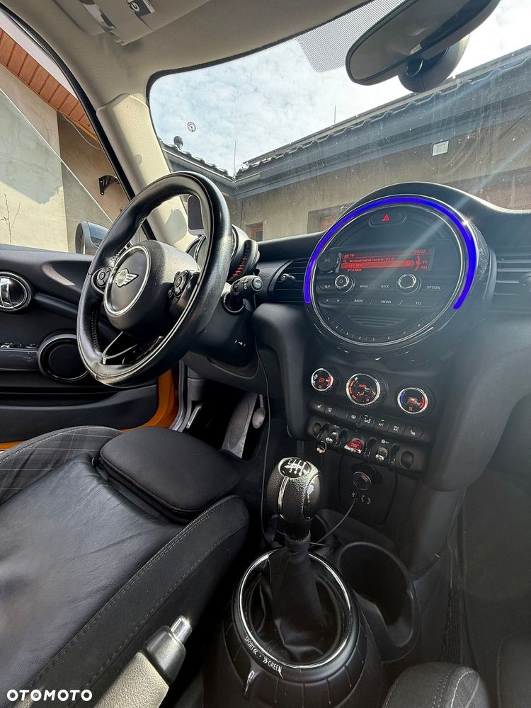 MINI Cooper D - 5
