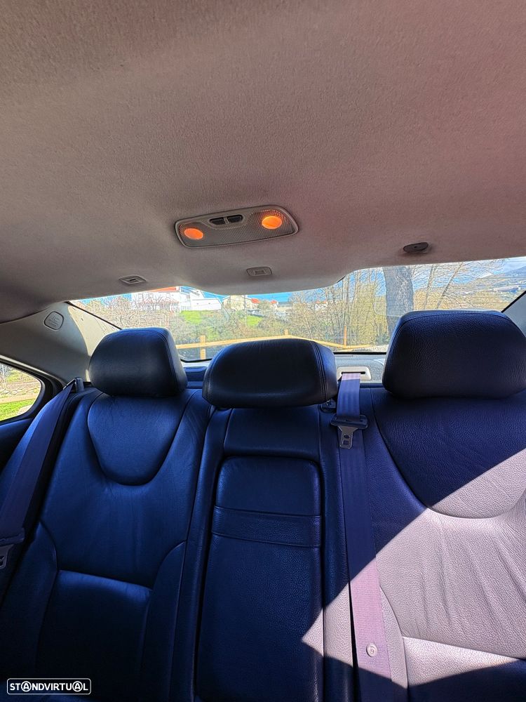 Volvo S60 2.4 D5 - 8