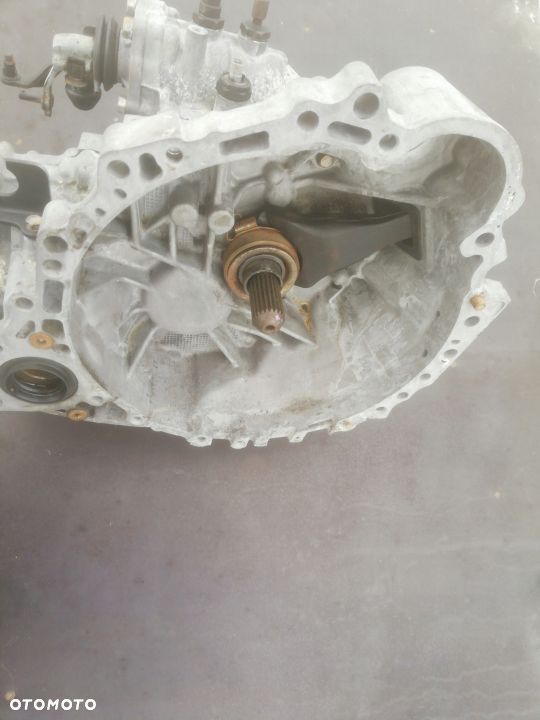 COROLLA E12 2,0 D4D SKRZYNIA BIEGÓW IDEALNA - 2