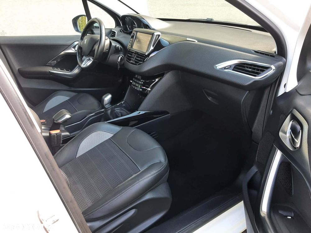 Peugeot 2008 PureTech 110 Stop&Start Allure - 9