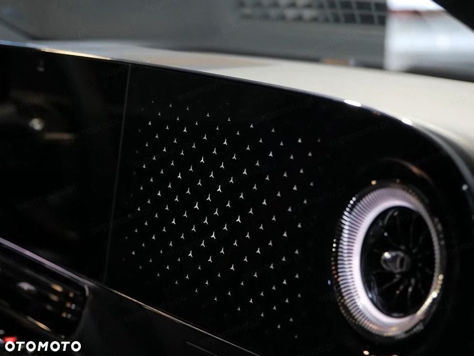 Mercedes-Benz CLA 180 mHEV 8G-DCT - 11