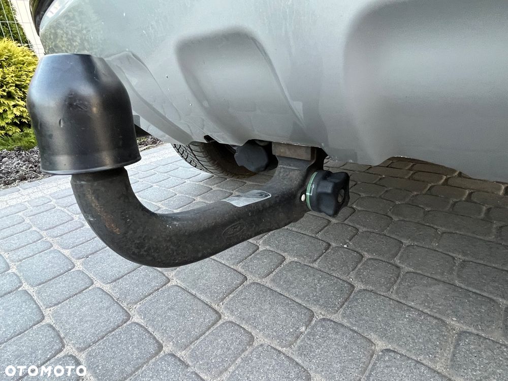 Ford Kuga - 22