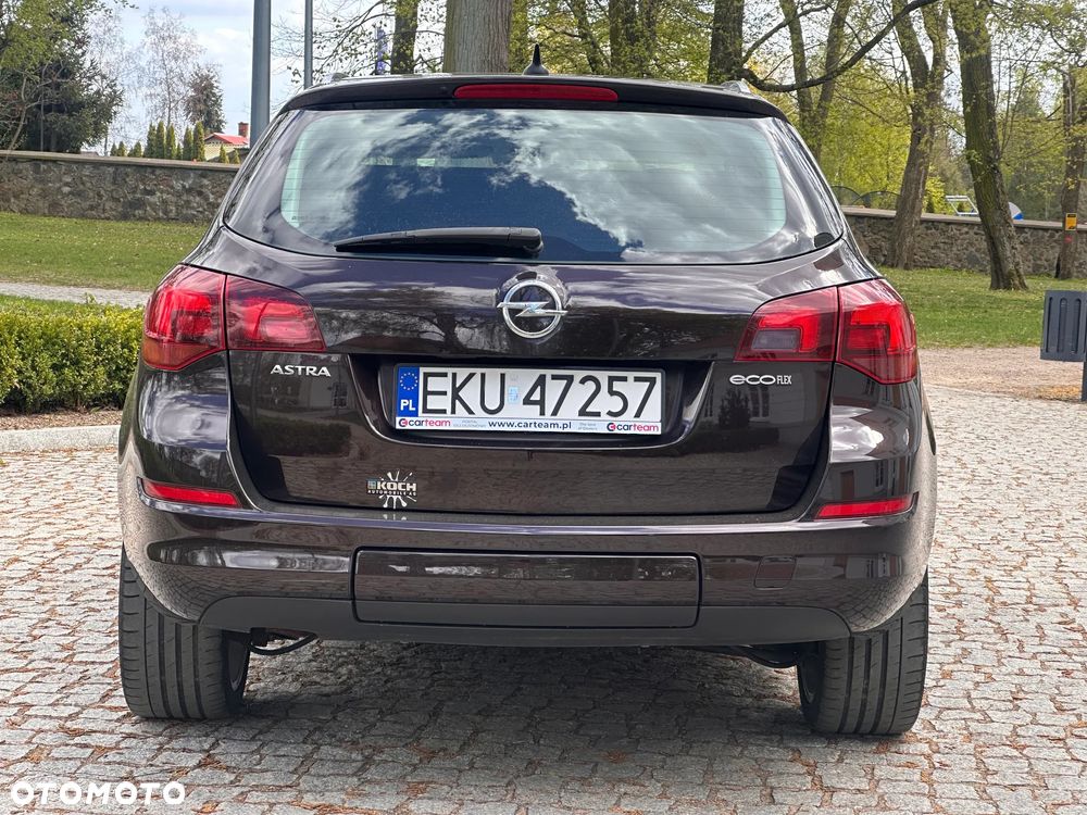 Opel Astra 2.0 CDTI Exklusiv - 12