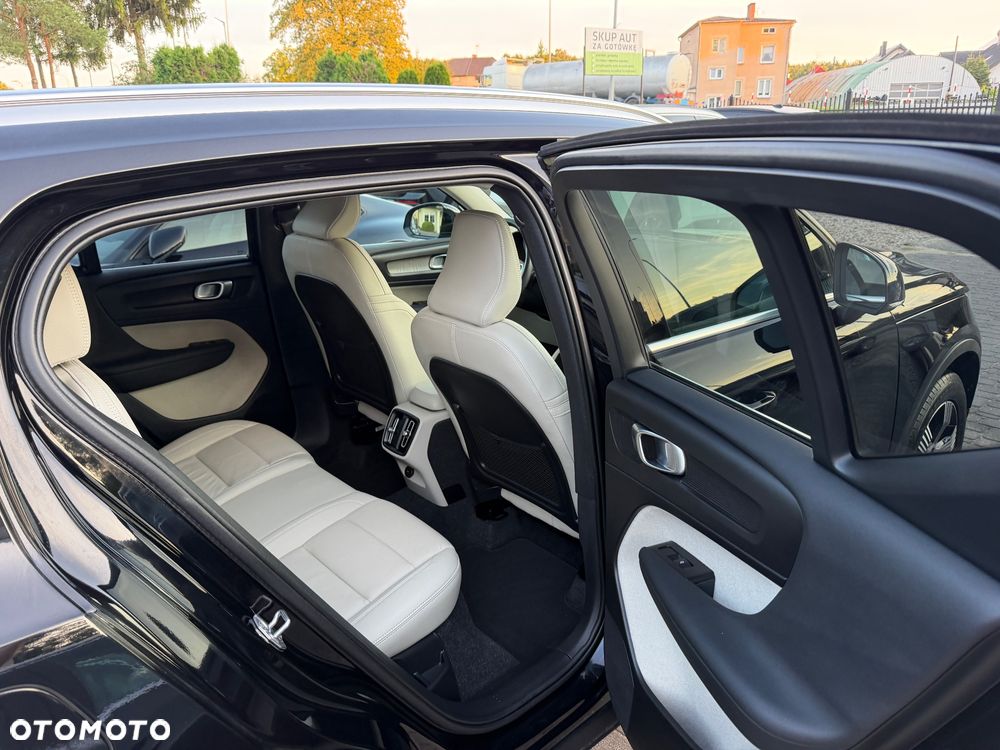Volvo XC 40 T3 Inscription - 19