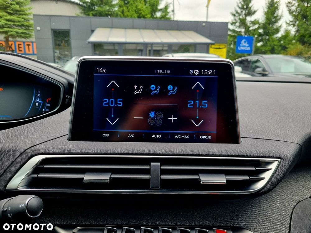 Peugeot 3008 1.5 BlueHDi Allure S&S - 22