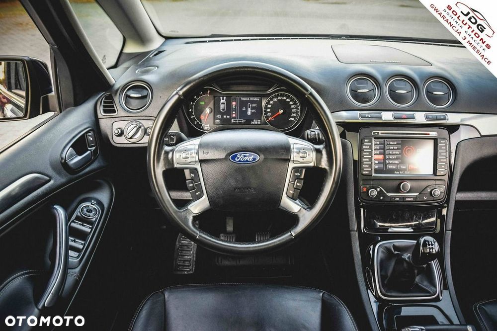 Ford S-Max 2.0 FF Titanium - 21