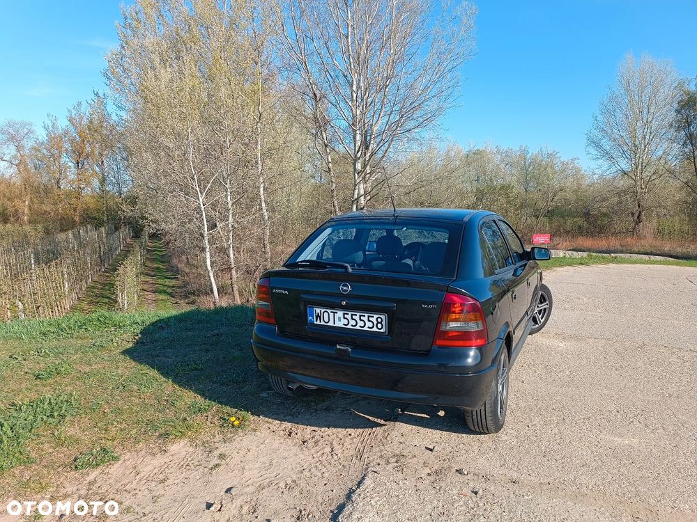 Opel Astra 1.7 DTI - 4