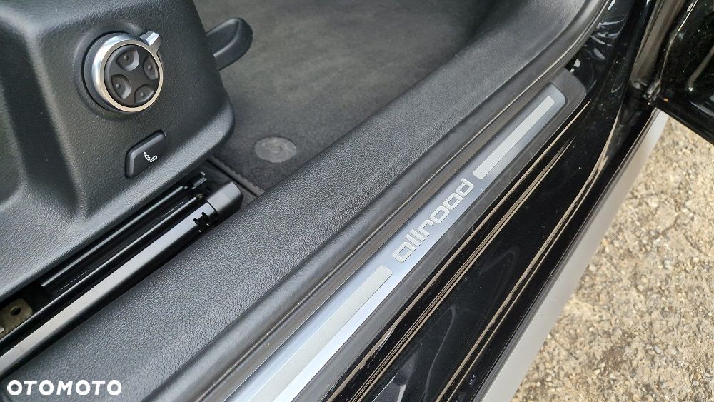 Audi A4 Allroad 2.0 TDI Quattro S tronic - 10