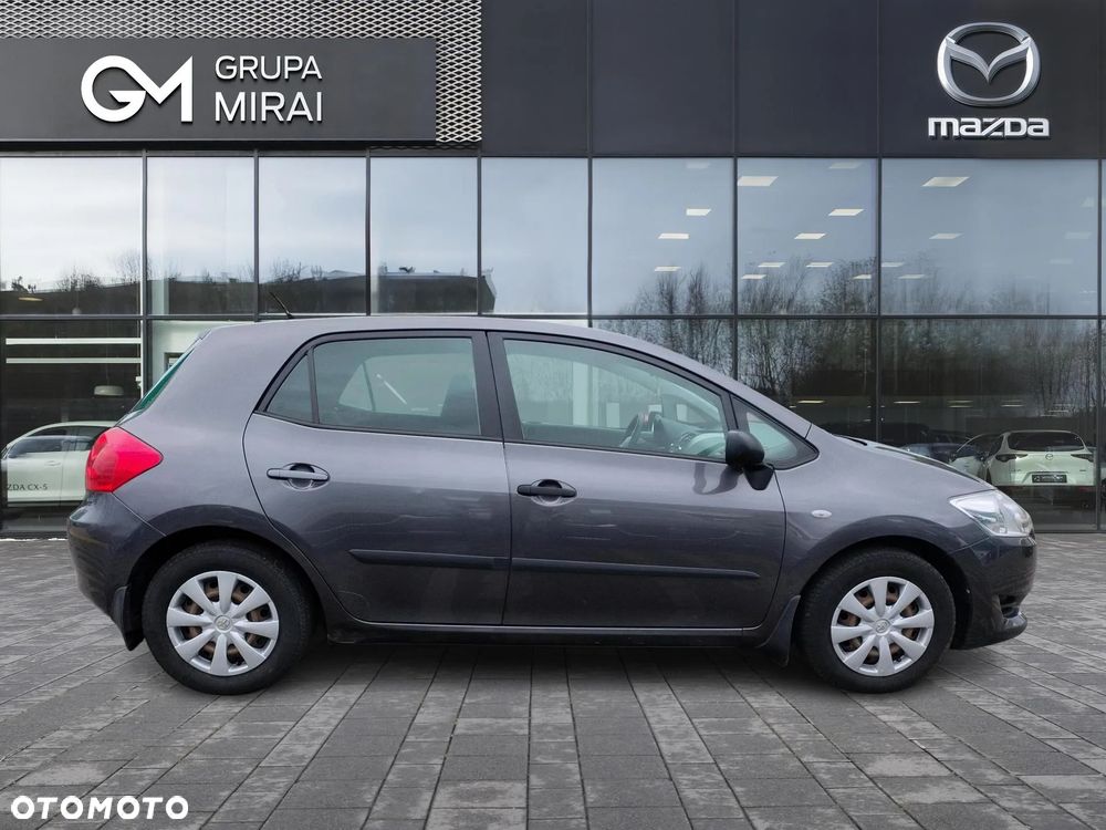 Toyota Auris - 6