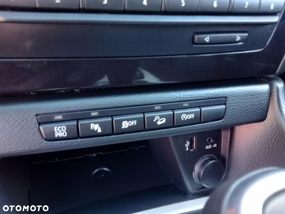 BMW X1 xDrive20d Sport Line - 25