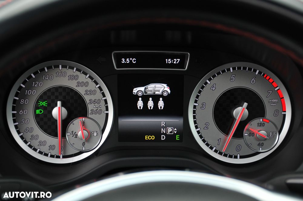 Mercedes-Benz A 250 Sport 4Matic 7G-DCT - 32