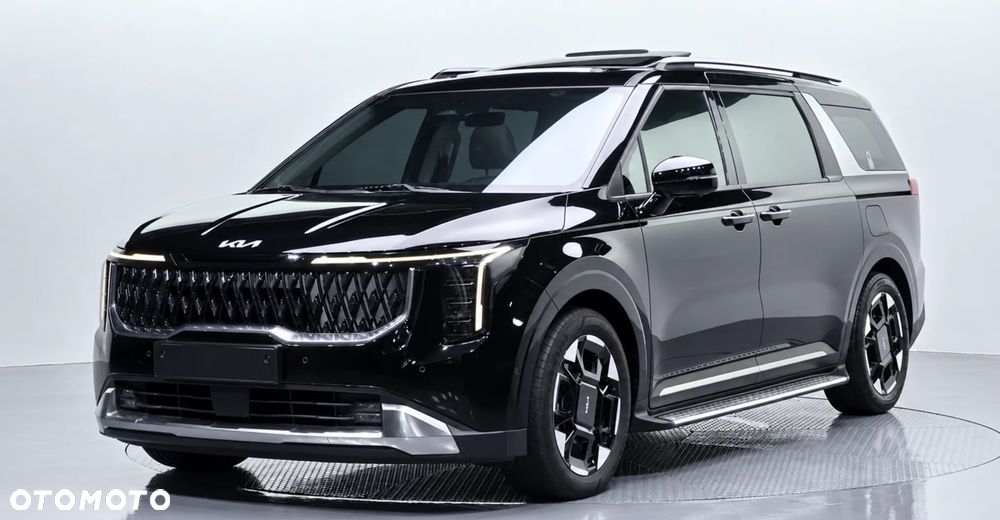 Kia Carnival - 2