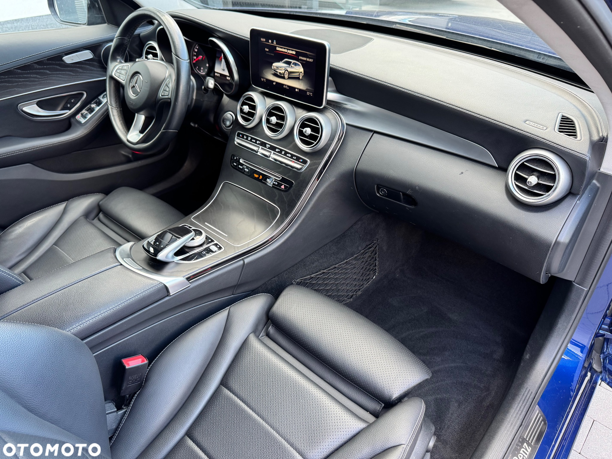 Mercedes-Benz Klasa C 250 T 7G-TRONIC AMG Line - 25