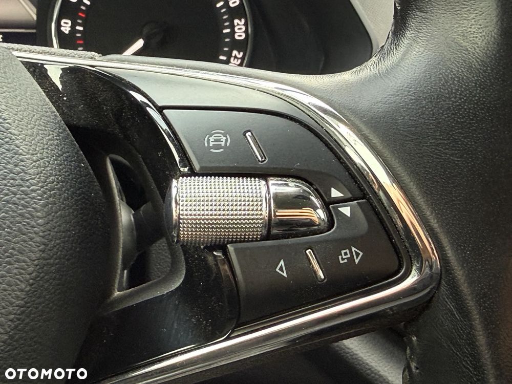 Skoda Octavia 1.5 TSI Ambition - 15