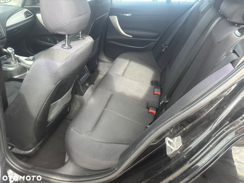 BMW Seria 1 116i - 21