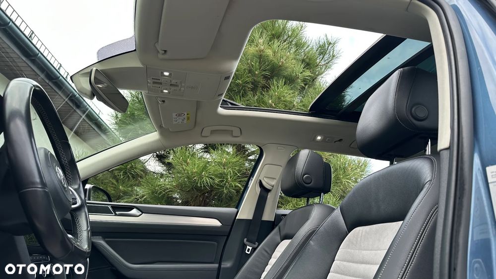 Volkswagen Passat Variant 2.0 TDI Bi-Turbo BMT 4Mot Highline DSG - 30