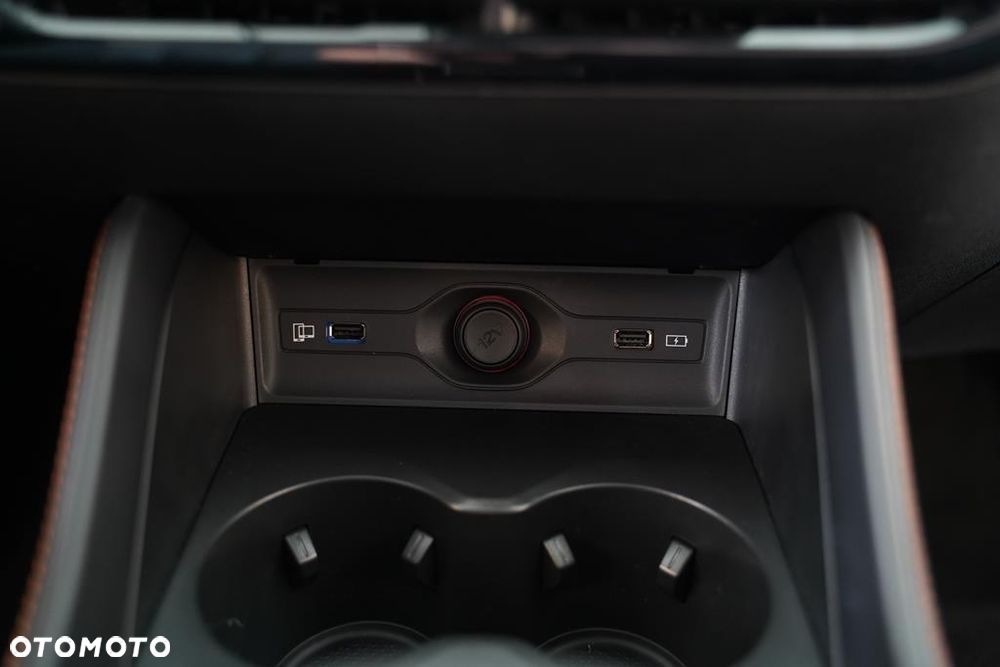 MG HS 1.5T HEV+ Exclusive - 18